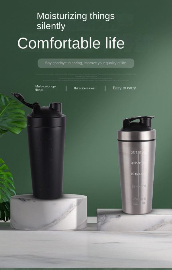 Shaker cup with mixing ball 750ml-White