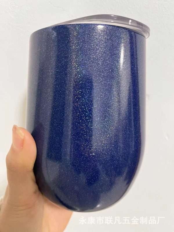 U-shaped egg cup