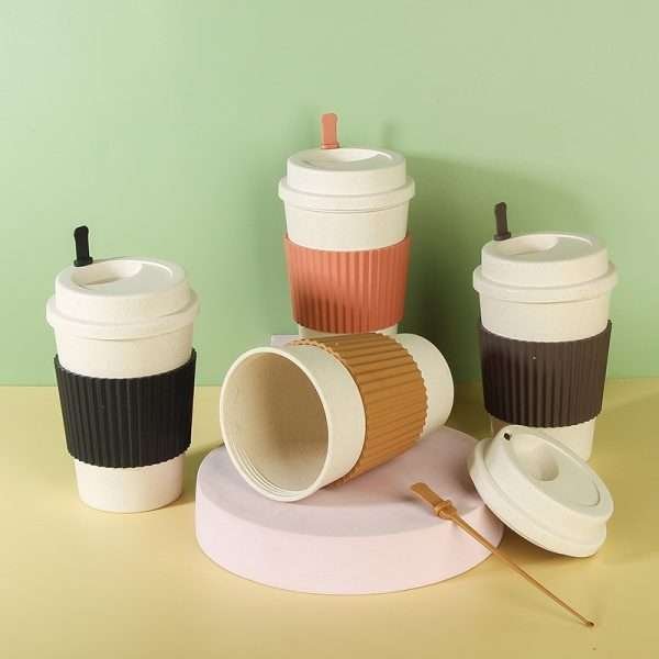 Straw coffee cup